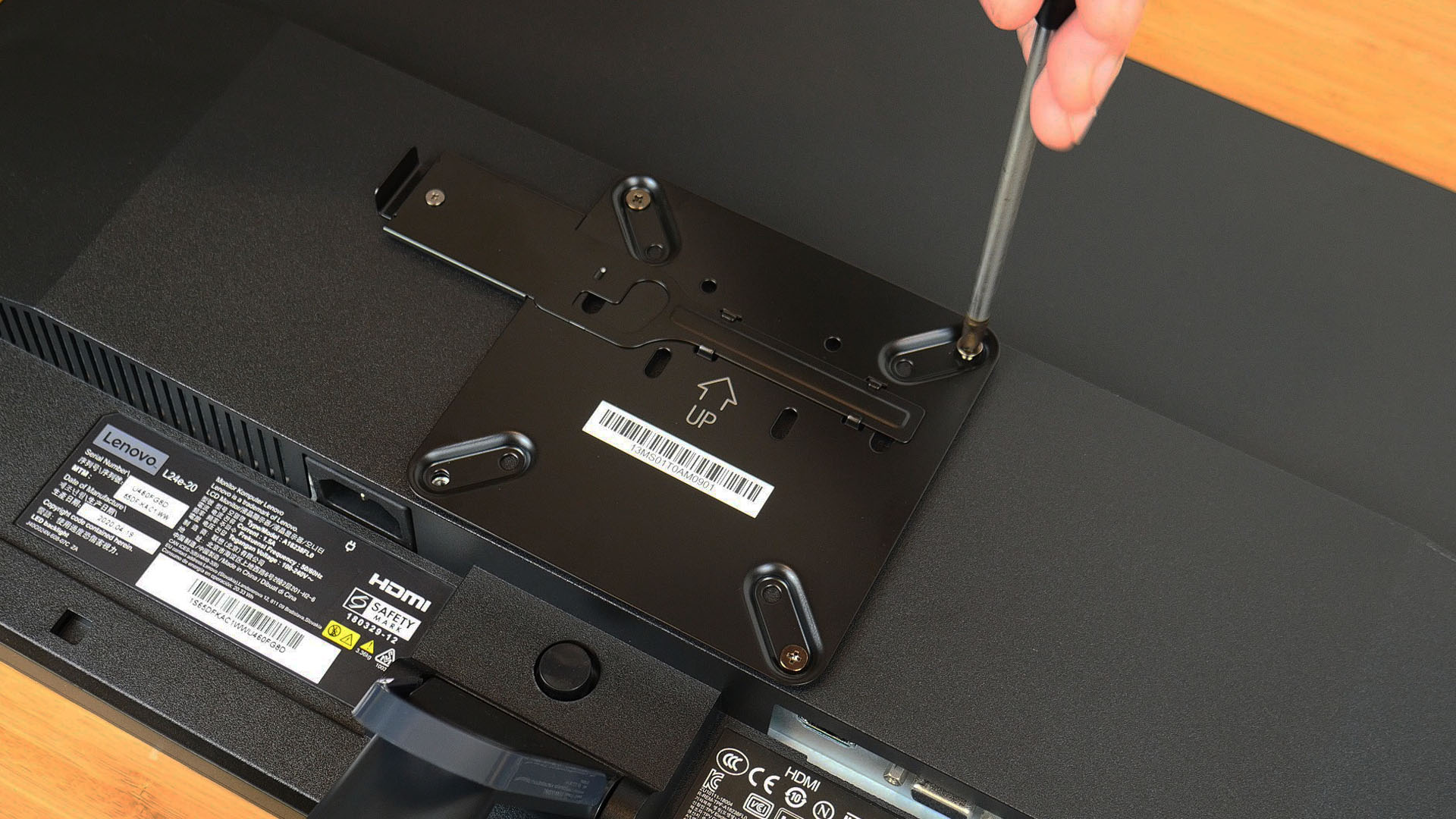 Review ASUS ExpertCenter PN53 Mini PC (AMD Ryzen 9 6900HX)